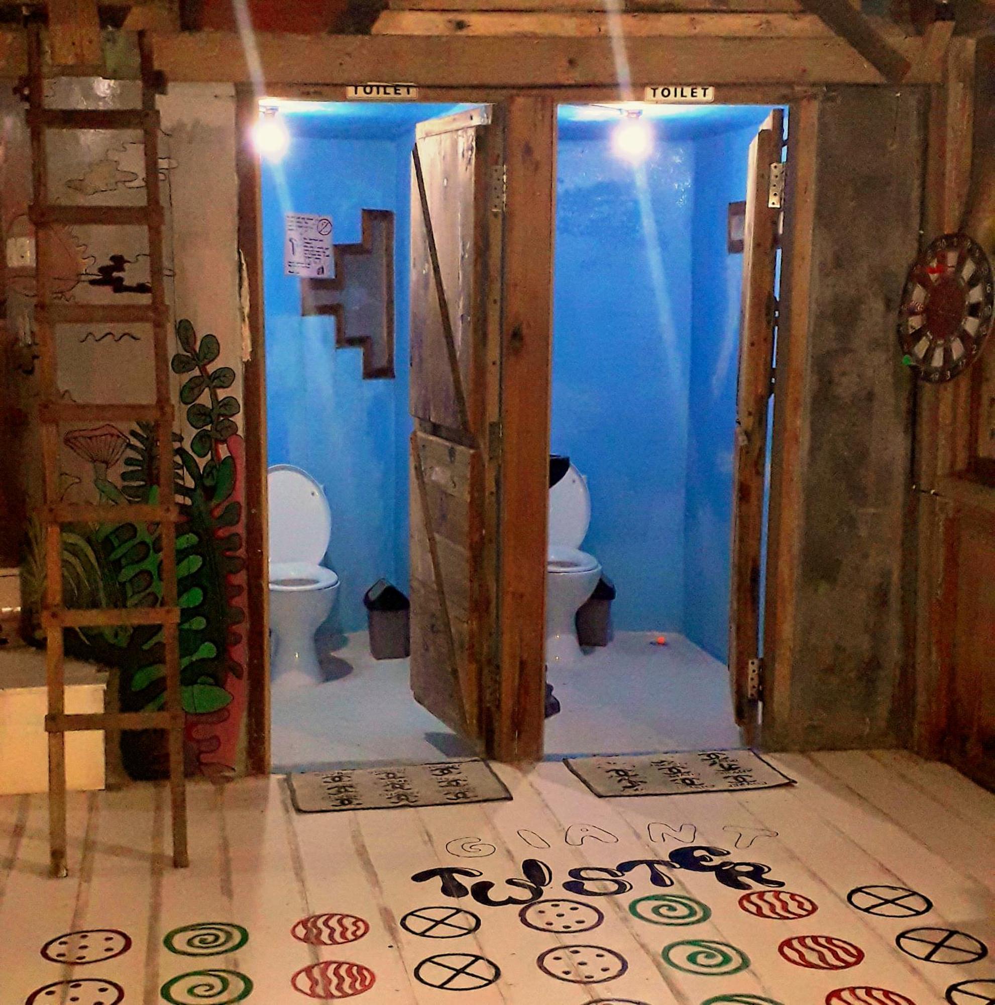 The Rabbit Tree Hostel Gili Meno Exterior photo