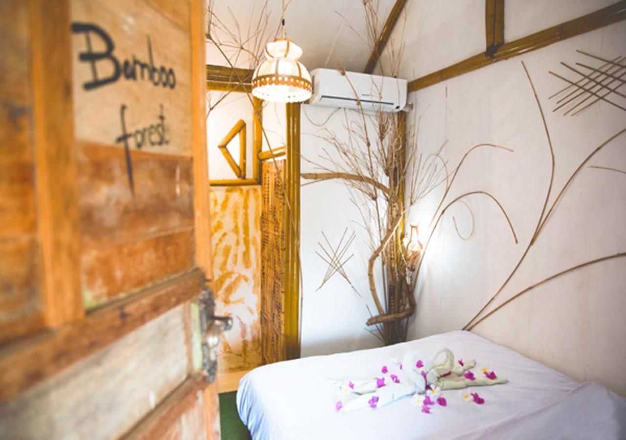 The Rabbit Tree Hostel Gili Meno Exterior photo